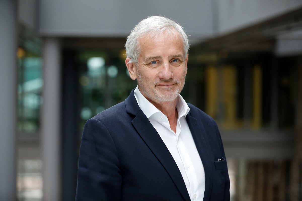 Prof. dr. Mark Kramer is vanaf vandaag de nieuwe onafhankelijke voorzitter van de VIG. Hij was onder meer 8 jaar lid van de Raad van Bestuur van het Amsterdam UMC en hoogleraar interne geneeskunde. Dr. Carla Vos is benoemd tot directeur van de VIG.  shorturl.at/awOW6