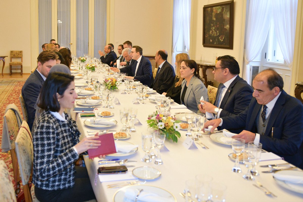 JanLipavsky's tweet photo. Today's working lunch with our Arab partners and several @OIC_OCI representatives was dedicated to an honest discussion about the ongoing crises in the Middle East and their possible solutions. https://t.co/8tsWTAGsx0