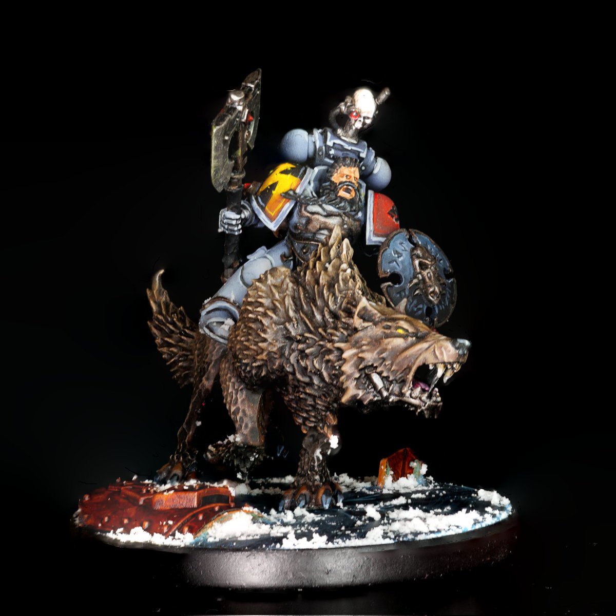 Just before falling totally ill yesterday, I took those pictures of some Thunderwolves I painted fast for my army.