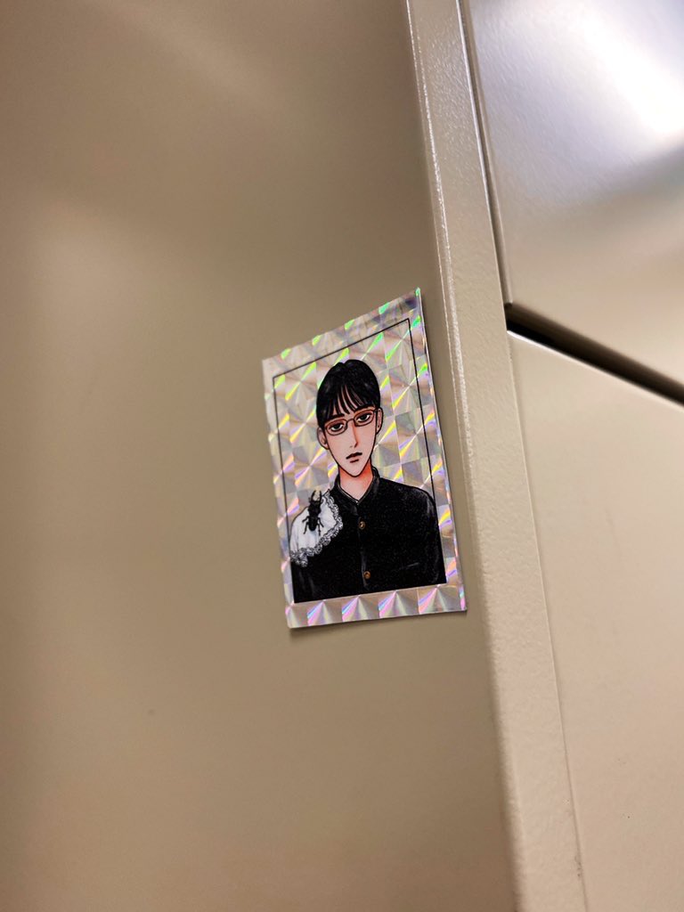 （予告の予告です）
最近 #クワガタボーイ ステッカーの再販希望のご意見を多数頂戴しておりました。お声をお寄せくださった皆様、誠にありがとうございます。
明日7日にお知らせがございますので、ぜひフォローしてお待ちいただけますと幸いです。

#クワガタボーイマジ感謝