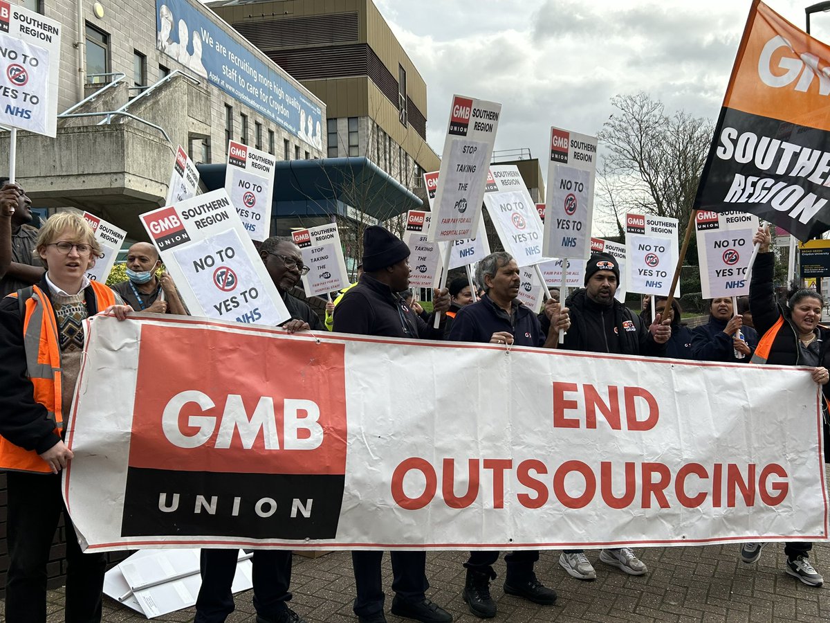 Now outside .@croydonhealth GMB members calling for the trust to bring them back in house to the NHS where they belong not transfer them to another private contractor .@ISS__UK