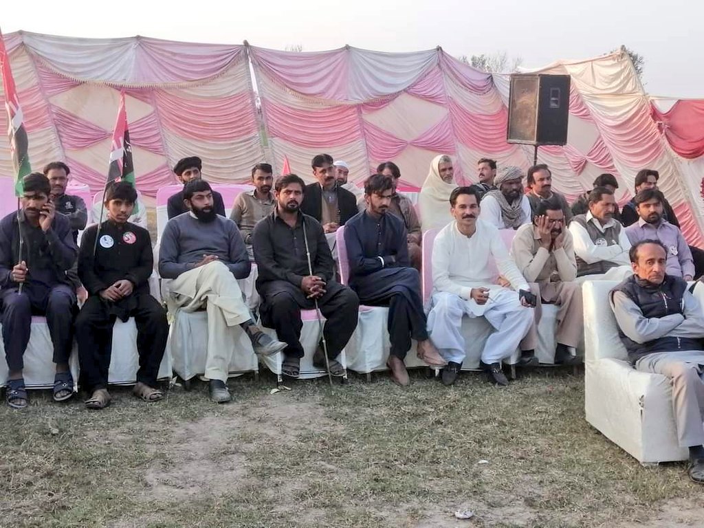 TasneemQureshii's tweet photo. سرگودھا: تسنیم احمد قریشی
سابق وزیر مملکت/ پاکستان پیپلزپارٹی کے نامزد امیدوار برائے قومی اسمبلی حلقہ NA-84 کی رکھ دھریمہ میں عام انتخابات کے حوالے سے کارنر میٹنگ میں شرکت
#Sargodha
#NA_84
#VoteForTeer
#Elections2024 https://t.co/jr0f6HNK2H