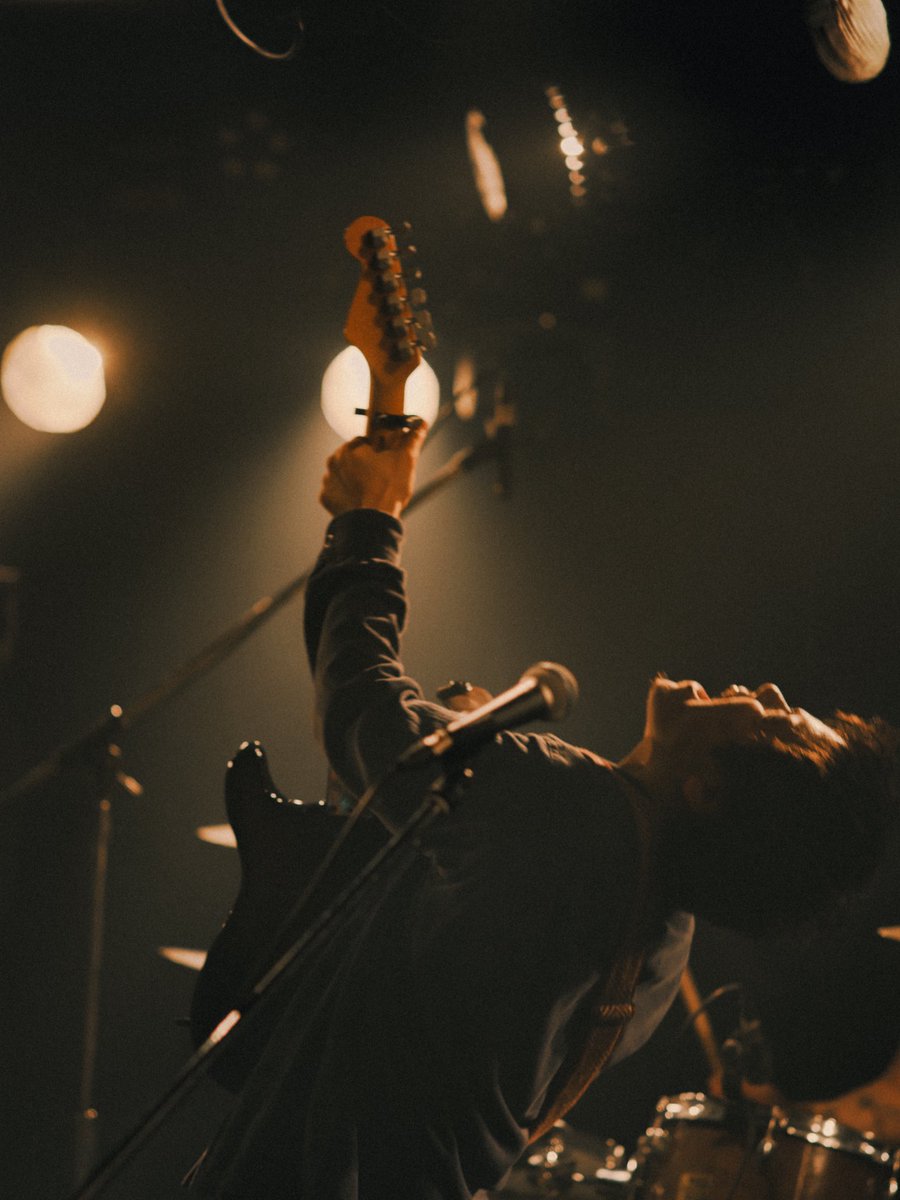 2024.2.4(Sun)新代田FEVER

w/ MUSIC FROM THE MARS、LOSTAGE

photo by <a href="/tatsuhito_tkg/">タカギタツヒト</a> 

instagram.com/p/C3AaE6VRaf0/…