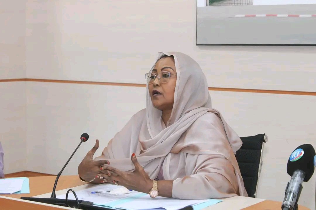 FouadMoussaFMI's tweet photo. Safia Elmi Djibril, born October 12 in Djibouti, is a Djiboutian 🇩🇯 politician and women's right activist and currently serves as vice-president of the National Assembly. She is also vice-president of the inter-african commitee on traditional practices affecting the health of. https://t.co/EkG0whdlXL