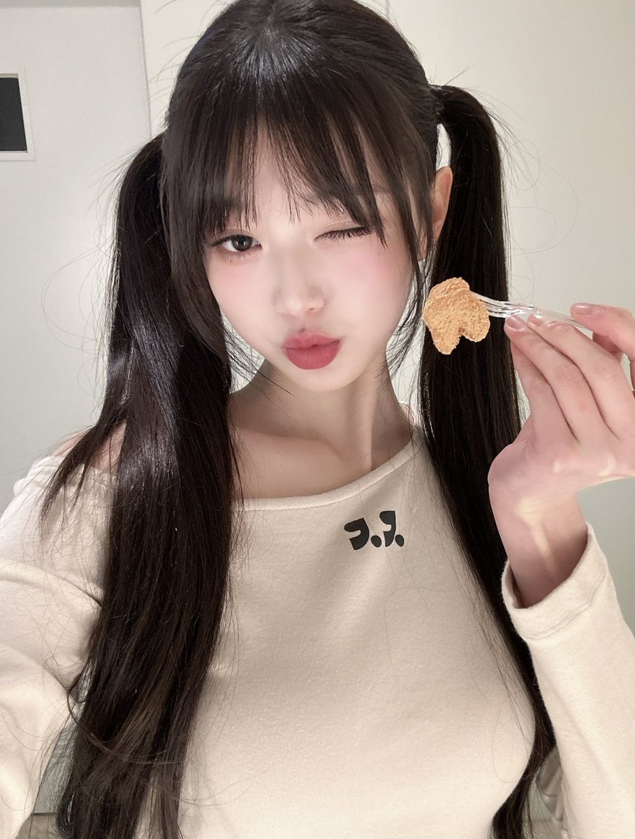 ♡ tweet media