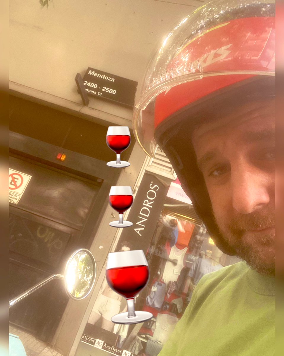 #NuestroCumple No sé si creativa pero por esta foto estoy llegando tarde al laburo 😂 <a href="/flybondioficial/">flybondi</a> <a href="/Antesquenadie__/">ANTES QUE NADIE</a> #AntesQueNadie