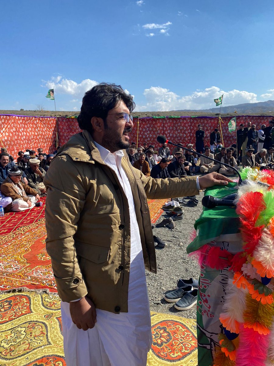 Jaffar_Khan_'s tweet photo. اہلیان تکئ کی طرف سے شیخ حاجی جعفر خان مندوخیل کا والہانہ استقبال۔
#PMLN #pmlnforprogress #politics #jaffarkhanmandokhel https://t.co/PT8NfbAwlS