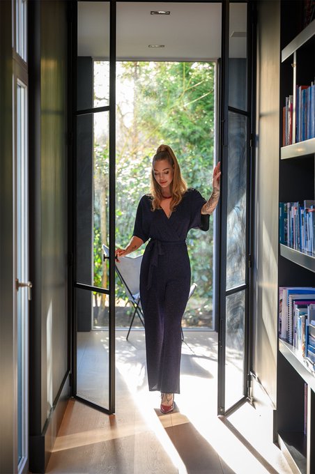 Na 14 jaar weer shoot voor @Pmagazine waarin @dancalegria en ik groot nieuws delen! Voor de volledige<a class="tags" target="_blank" title="On Twitter" href="/?out=eyJ0eXAiOiJKV1QiLCJhbGciOiJIUzUxMiJ9.eyJpYXQiOjE3MjA4ODM0NzksImlzcyI6InR3cG9ybnN0YXJzLmNvbSIsIm5iZiI6MTcyMDg4MzQ3OSwiZXhwIjoxNzUyNDE5NDc5LCJyZWRpcmVjdF91cmwiOiJodHRwczovL3R3aXR0ZXIuY29tL1BtYWdhemluZSJ9.s2DB586PffBir8mW9GlO_ghlMY50rW26q-srK6jsar1hUB2ZIyrQdt0pL2PsttJU8sQzW742dvKZUbICLVH6Lw">@Pmagazine</a><a class="tags" target="_blank" title="On Twitter" href="/?out=eyJ0eXAiOiJKV1QiLCJhbGciOiJIUzUxMiJ9.eyJpYXQiOjE3MjA4ODM0NzksImlzcyI6InR3cG9ybnN0YXJzLmNvbSIsIm5iZiI6MTcyMDg4MzQ3OSwiZXhwIjoxNzUyNDE5NDc5LCJyZWRpcmVjdF91cmwiOiJodHRwczovL3R3aXR0ZXIuY29tL2RhbmNhbGVncmlhIn0.Dpq9ynV60aGYKjiUkk31C5U2eMg-S6UGeQbF2h8hsL6wjfijUNQF9sUlI-puISdwTVSDEX8Uy8pqpvgKSHt0rQ">@dancalegria</a>