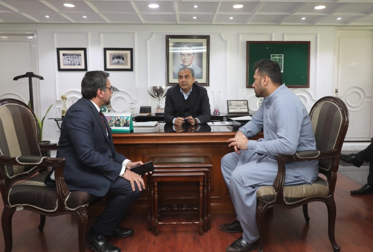 can serving chief minister hold the office of <a href="/ICC/">ICC</a> full member cricket board ? is  this is conflict of interest ? what is the <a href="/ICC/">ICC</a> constitution saying code of ethics ?
Mohsin Naqvi is the chairman <a href="/TheRealPCB/">Pakistan Cricket</a> and chief minister of Punjab 
<a href="/shakilsh58/">Shakil Shaikh</a> <a href="/Mohsinbwn/">Mohsin Raza</a> <a href="/CPCofficial6/">CPCofficial</a>