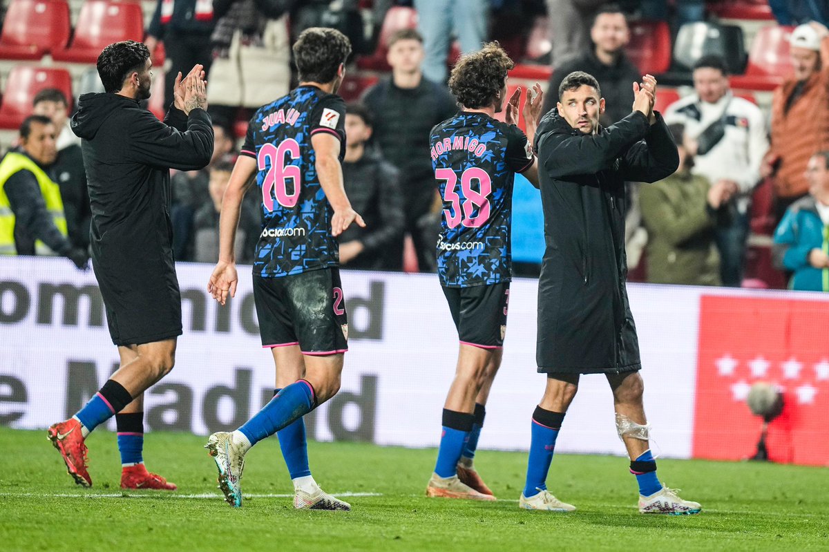 Muy contento por mi debut esta temporada en <a href="/LaLiga/">LALIGA</a> con el equipo de mi vida! Conseguimos 3 puntos importantísimos para seguir en la lucha!  
Juntos somos mas fuertes! #SevillaFC