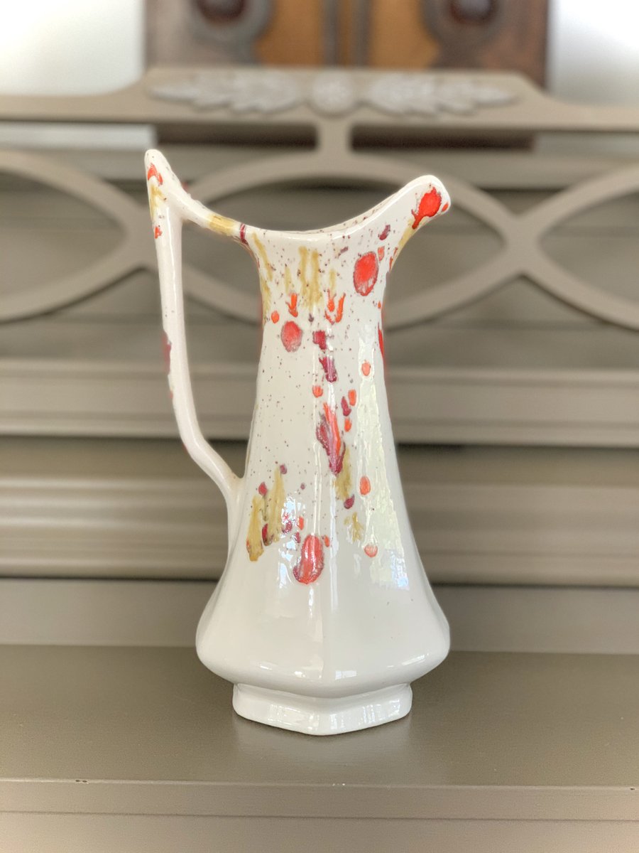 VSeagrape's tweet photo. Sleek sellouts! 🤓. Order Pitcher, Vintage Drip Glaze Speckled Splatter Painted 1970s Pitcher, Vintage and Retro Drink Pitcher, Vintage Serving, Vintage Bar, Gift at $60.00 from https://t.co/qdGFZRJcve #VintageBar #VintagePitcher https://t.co/2dzqDiy2lS