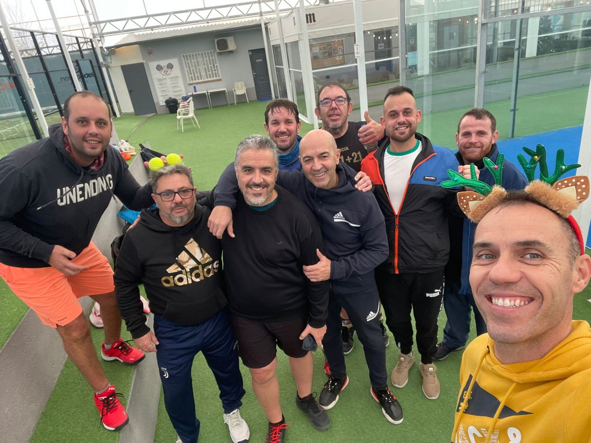 CruzRojaGetafe's tweet image. ❓¿Hacer deporte es solidario? Sí, si lo haces para recaudar fondos y poder donar alimentos a las personas en situación de vulnerabilidad.

¡Gracias, #TesEnForma, por vuestra solidaridad y compromiso con Cruz Roja!