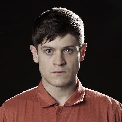 Давайте такое попробуем: на ком я думал, что построю свою идентичность, и на ком я в итоге её построил