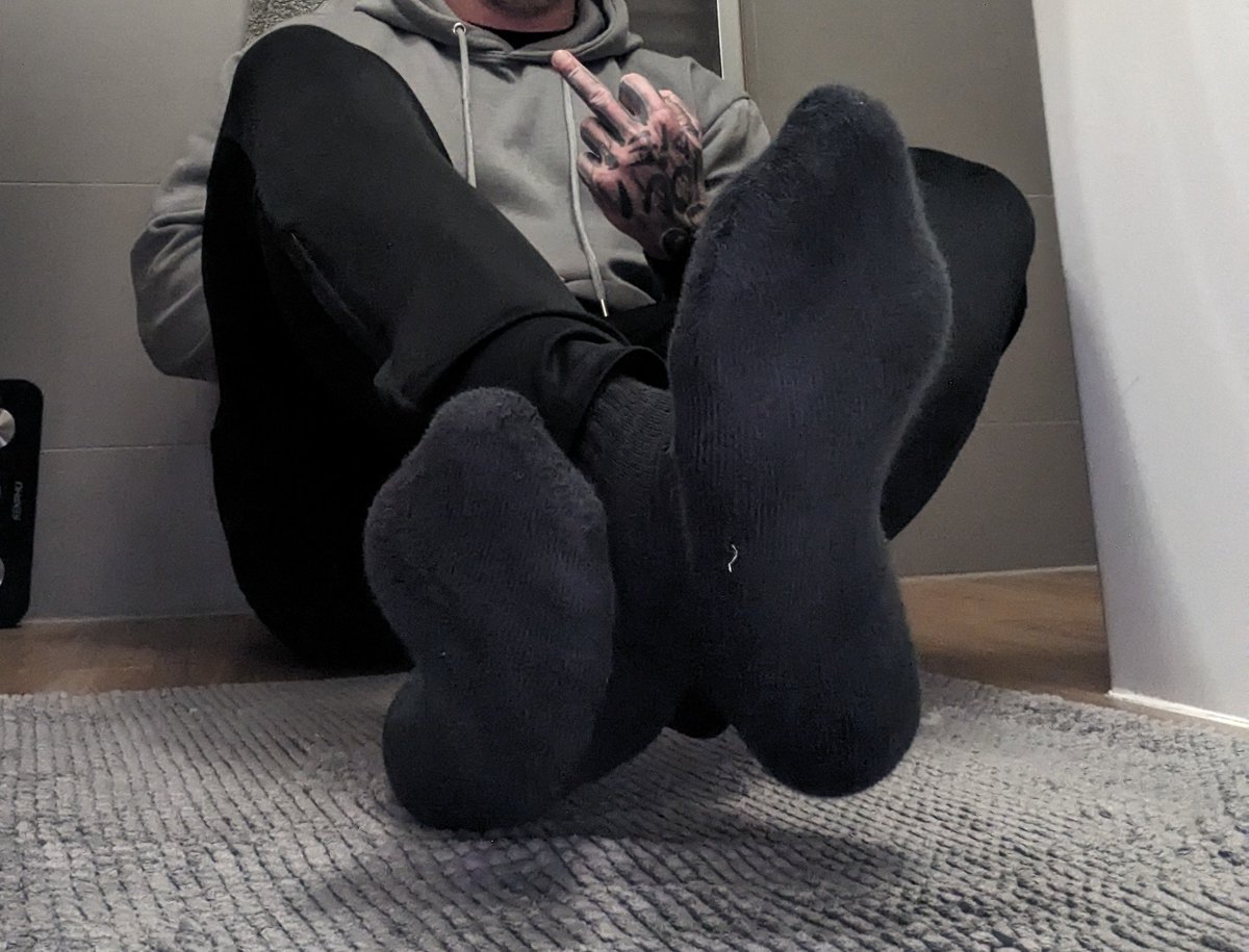 AlphaBarnes00's tweet photo. MORNING LOSERS !!! 

WHICH GOOD LITTLE SUB IS GOING TO BE THE FIRST TO DRAIN HIS WALLET FOR ME TODAY 👀💵💦 

FIRST 5 SISSYS TO TRIBUTE GET A FOLLOW BACK 🔙 

READY 🔴
SET.       🟡
GO.        🟢

https://t.co/RJvLra8ZGj https://t.co/XgiKzm8uuz