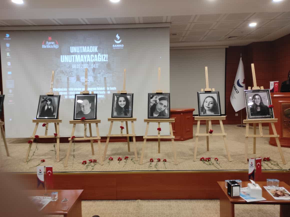 6 Şubat 2023 asrın felaketinde kaybettiğimiz mesai arkadaşlarıma, öğrencilerimize ve tüm canlarımıza Allah'tan rahmet, yakınlarına başsağlığı diliyorum UNUTMADIK AKLIMIZDA 
#Gaziantep