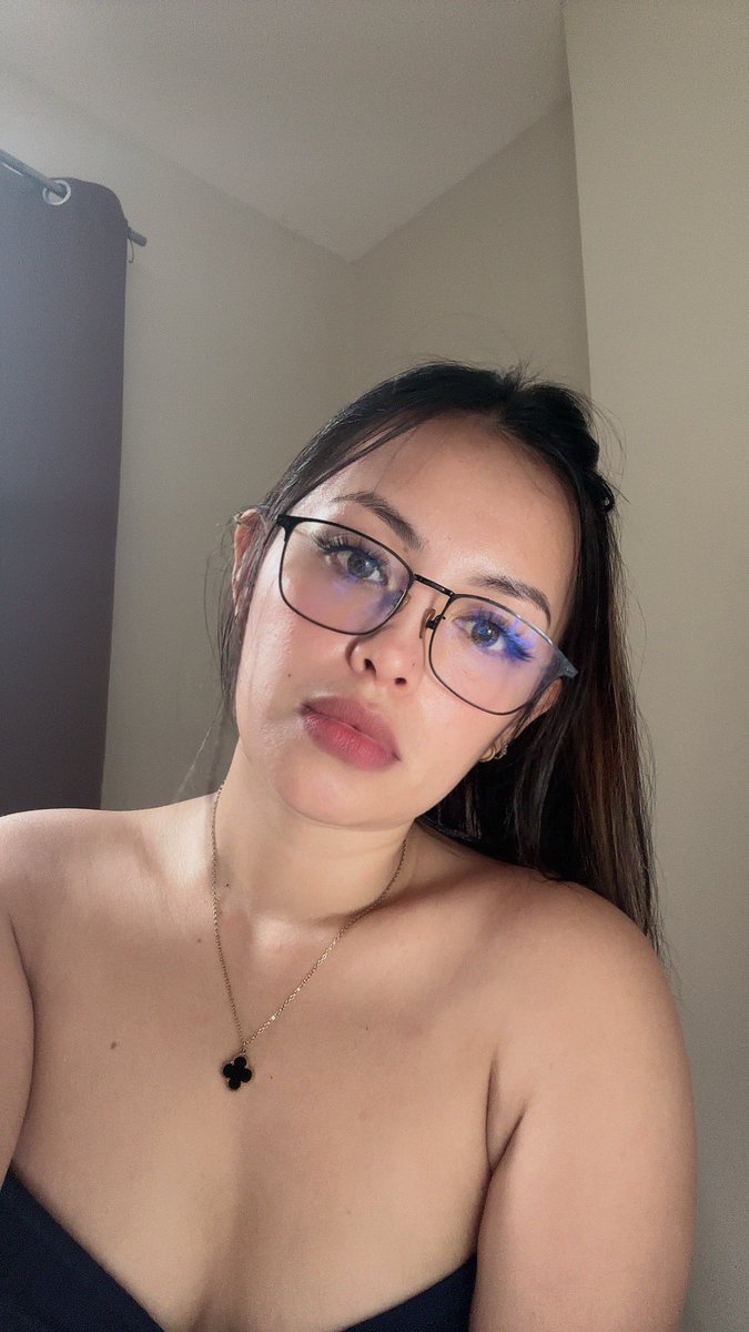hoytinang's tweet photo. RT for noods 😚 https://t.co/KhdyccLPCI