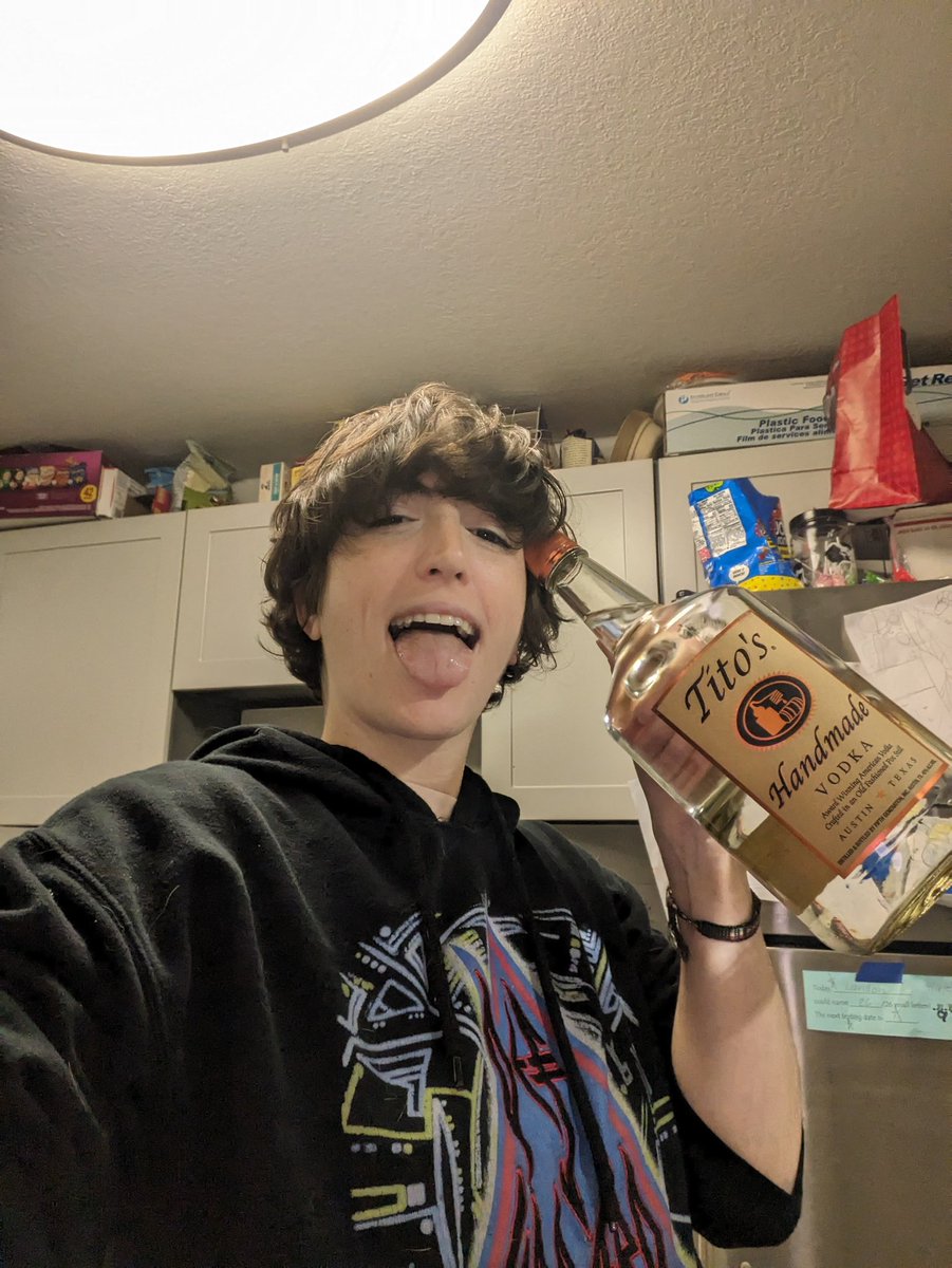 lilenbyalien's tweet photo. Lmao @ me 
.....
....
...
..
idiot https://t.co/wz88VX1wct