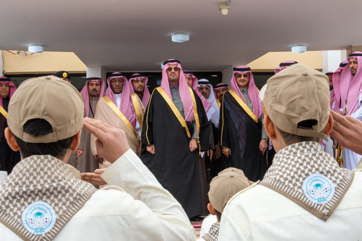 makkahregion's tweet photo. ضمن جولته التفقدية على محافظات المنطقة..
نائب أمير منطقة مكة
الأمير سعود بن مشعل بن عبدالعزيز
يصل محافظة #تربة

#جولات_سعود_بن_مشعل_��ن_عبدالعزيز https://t.co/7D5Y6AbRGm