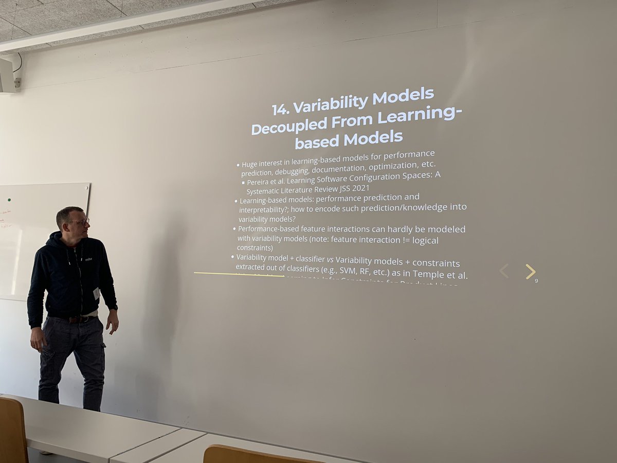 GPerrouin's tweet photo. So I am posting slides in random order ๐ @vamosconf #modevar https://t.co/BDaKNJGiSS
