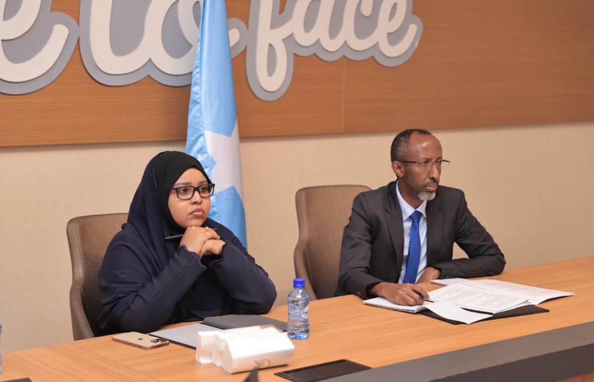 Minister of Education, H.E. <a href="/faaraxsheekh/">Farah Sheikh Abdulkadir</a> joined gov't officials, led by Deputy PM, H.E. <a href="/SalahJama/">Salah Jama</a>, in talks with Mamta Murthi, World Bank VP for Human Capital Development, &amp; <a href="/EAA_Foundation/">Education Above All Foundation</a> reps to strengthen partnerships empowering Somali youth with education &amp; skills programs