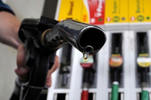 NBCDigitalNews's tweet photo. FUEL PRICE ALERT | The Ministry of Mines and Energy has announced changes in fuel prices for February.

All fuel prices will drop by N$0.04, and the following prices will apply at Walvis Bay:

- Petrol will decrease from N$20.78 to N$20.74 per litre.
- Diesel 50ppm will decrease from N$21.05 to N$21.01 per litre.
- Diesel 10ppm will decrease from N$21.25 to N$21.21 per litre.

The new prices will come into effect on Wednesday, February 7.

#NBCNews #nbcDSTV282 #nbcdigitalnews #nbcGOtv20 #nbcplus
