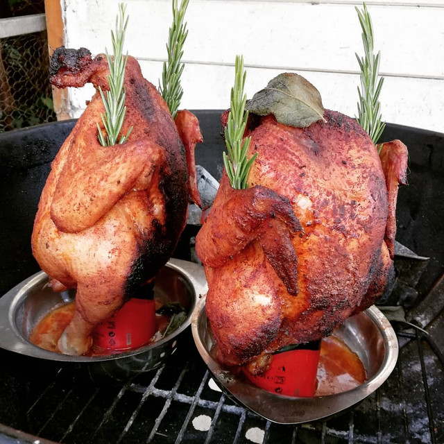 BBQlads's tweet photo. Double the chicken tastiness! Beer can chicken folks - you in? ๐
๐โ
๐
๐ท @charlesvangeenen Beer can chicken it is today
๐โ
๐โ
#charlesvangeenen #beerbuttchicken #beercanchicken #beer https://t.co/5WfNTO3X2l
