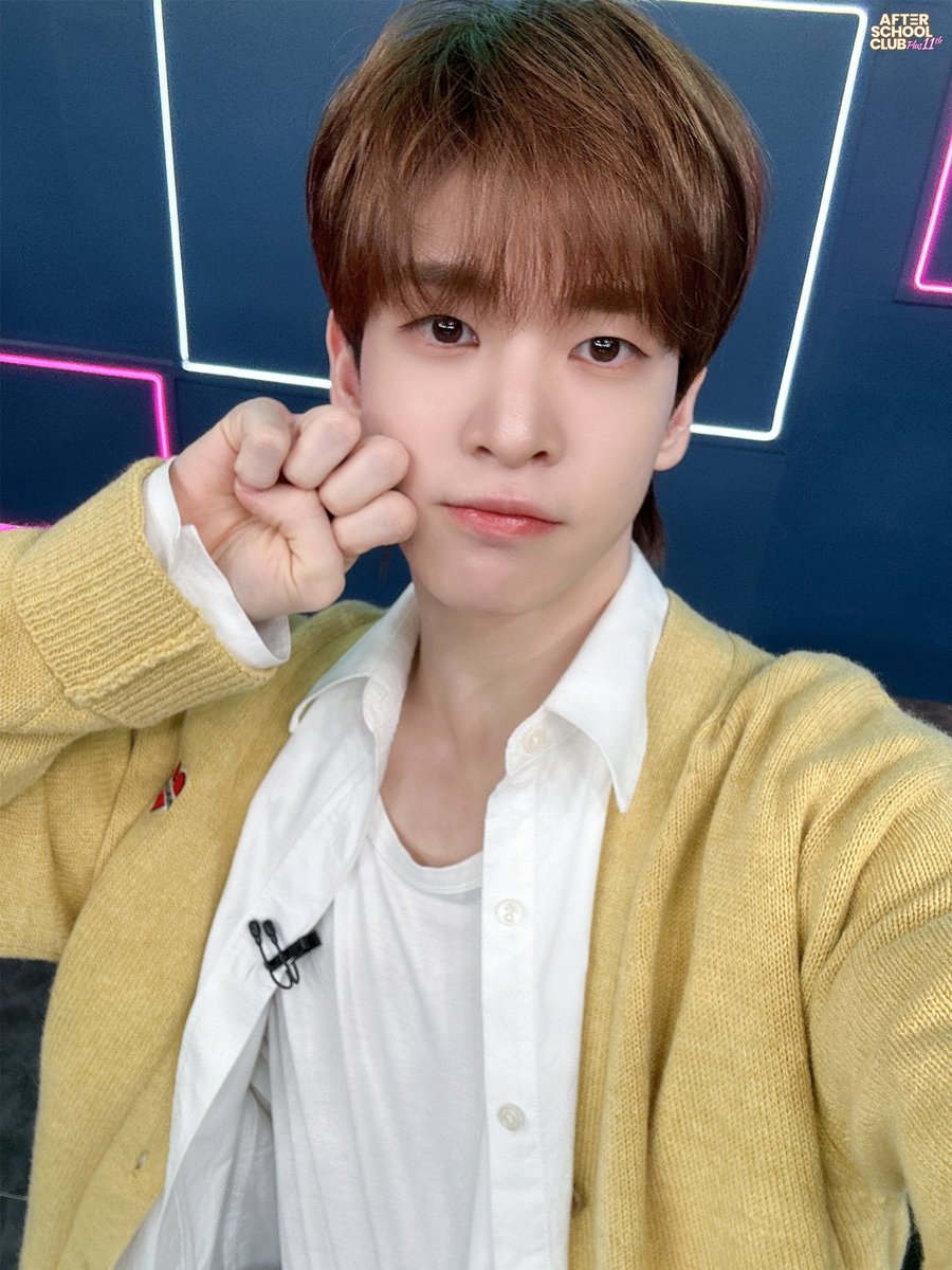 arirang_ASC's tweet photo. [MC]
⠀
보들보들 복슬복슬 보들보들✨
강강쥬가 되어버린 짱엠씨즈🐶🐶🐶
모두 즐겁고 행복한 연휴 보내고
우리는 다음 주에 만나요 👋🏻
⠀
@realaaronkwak @CRAVITYstarship https://t.co/dJFGPvBK5a