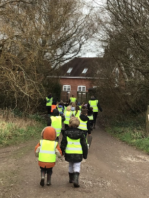 Some snaps from last week's welly walk! 📸Key Stage 1 were exploring the local area and looking for human and natural features. We then made maps with keys of the Breamore marsh - some budding cartographers!