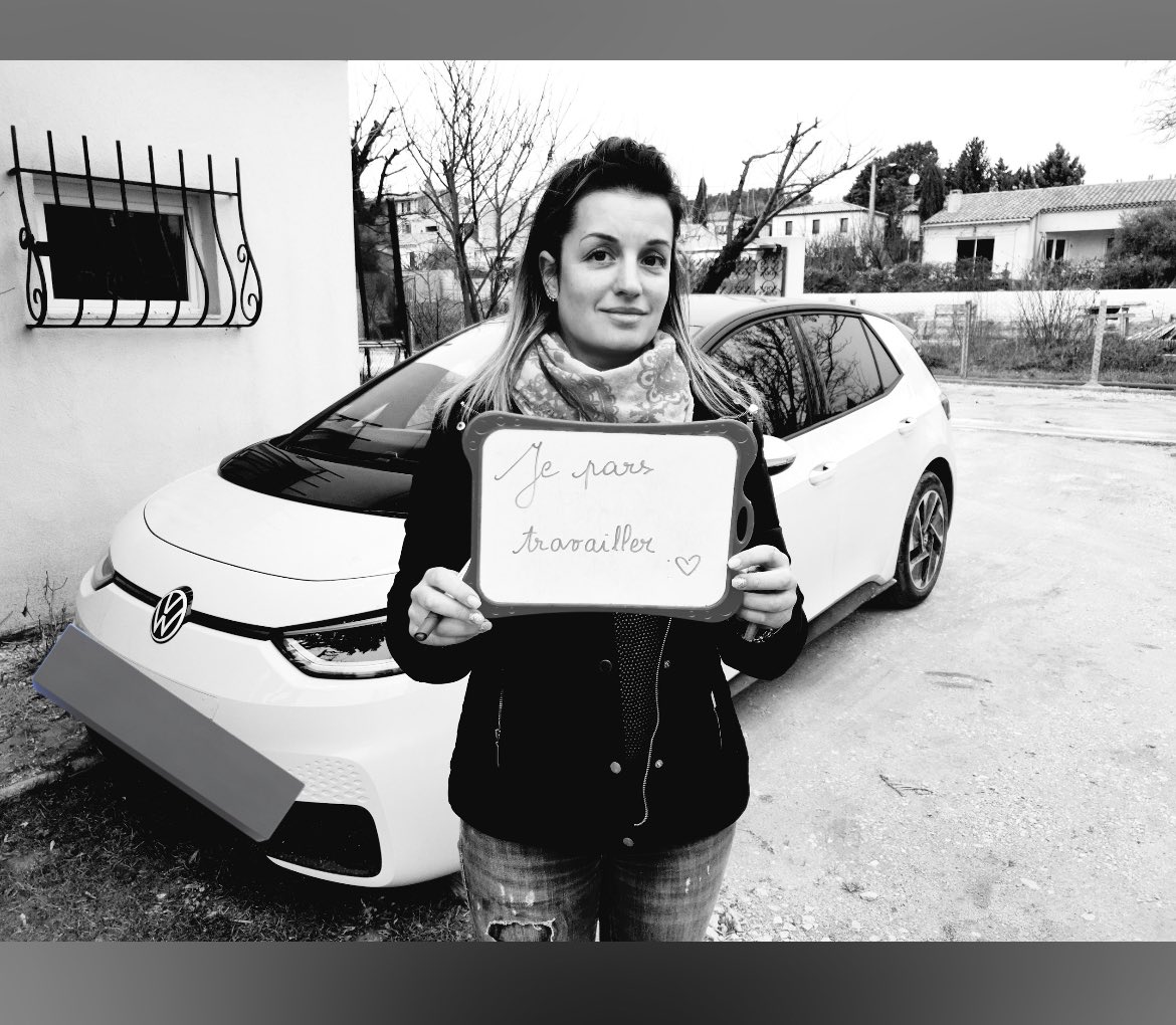 Merci Google de me rappeler ce week-end où j’étais aphone et malade mais tout de même partie au boulot avec mon ardoise et mon feutre afin de pouvoir communiquer avec les patients. 
Nous les infirmiers libéraux sommes TOUJOURS là ! <a href="/Idelencolere/">Infirmiers Libéraux en Colère</a>