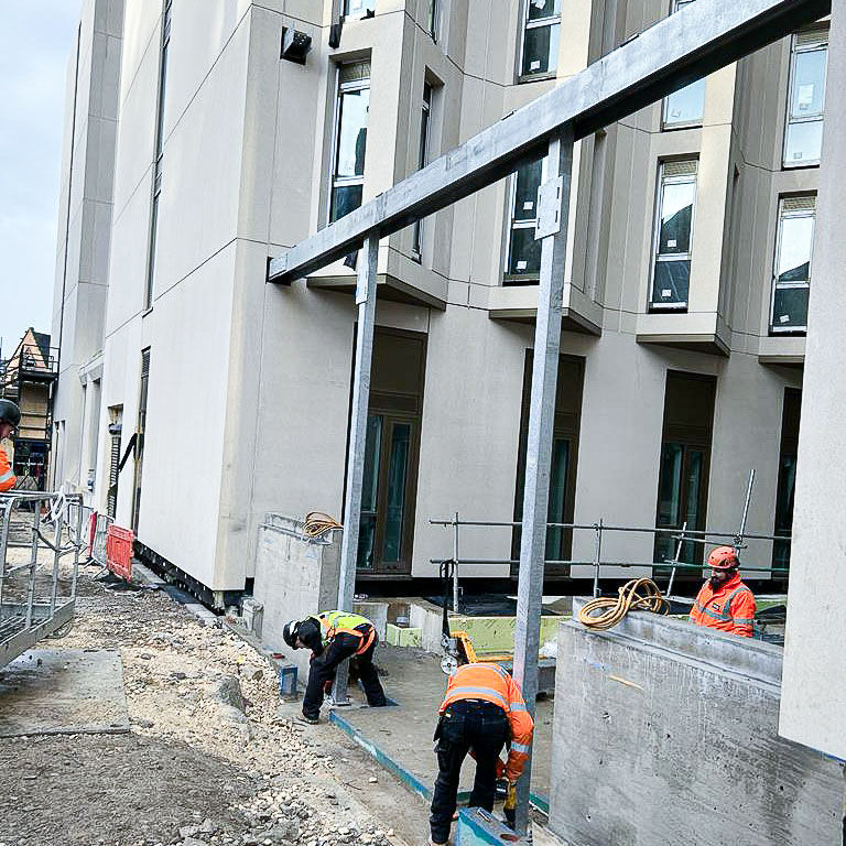 Another productive day with more portico steel being erected on-site at Leeds Tech Campus!

k-fix.co.uk

#leedstechcampus #leedstech #kfixsystems #kfix #leedsconstruction #constructionuk #construction #uksteel #ukconstruction #sheffieldsteel #steelworksuk