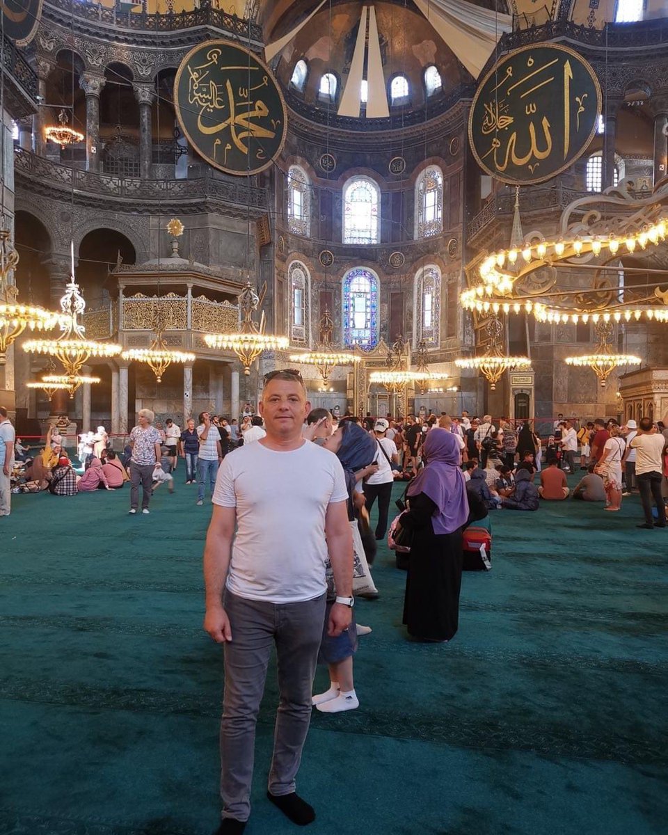 🌹Kulun Rabbine yakın olduğu gecelerin en önemlisi bu mübarek gün hürmetine, 
🌹Kendisine dua edenleri geri çevirmeyen, günahları bağışlayan, her şeyi bilen, gören ve duyan Yüce Allah'ın tüm dualarımızı kabul etmesi dileğiyle, 
#MİRAÇKANDİLİMİZMÜBAREKOLSUN
#serik