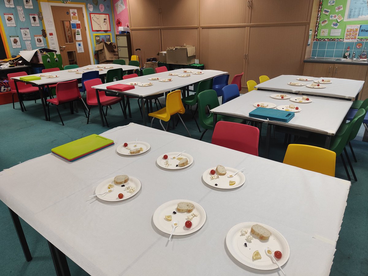 @AcadCulArts @ChefsAdoptaSch ready to start a full day #haydockenglishmartyrsprimaryschool, 1st of 3 days here! Taste session first, then cooking after break, bread making after lunch...bring on the kids!!