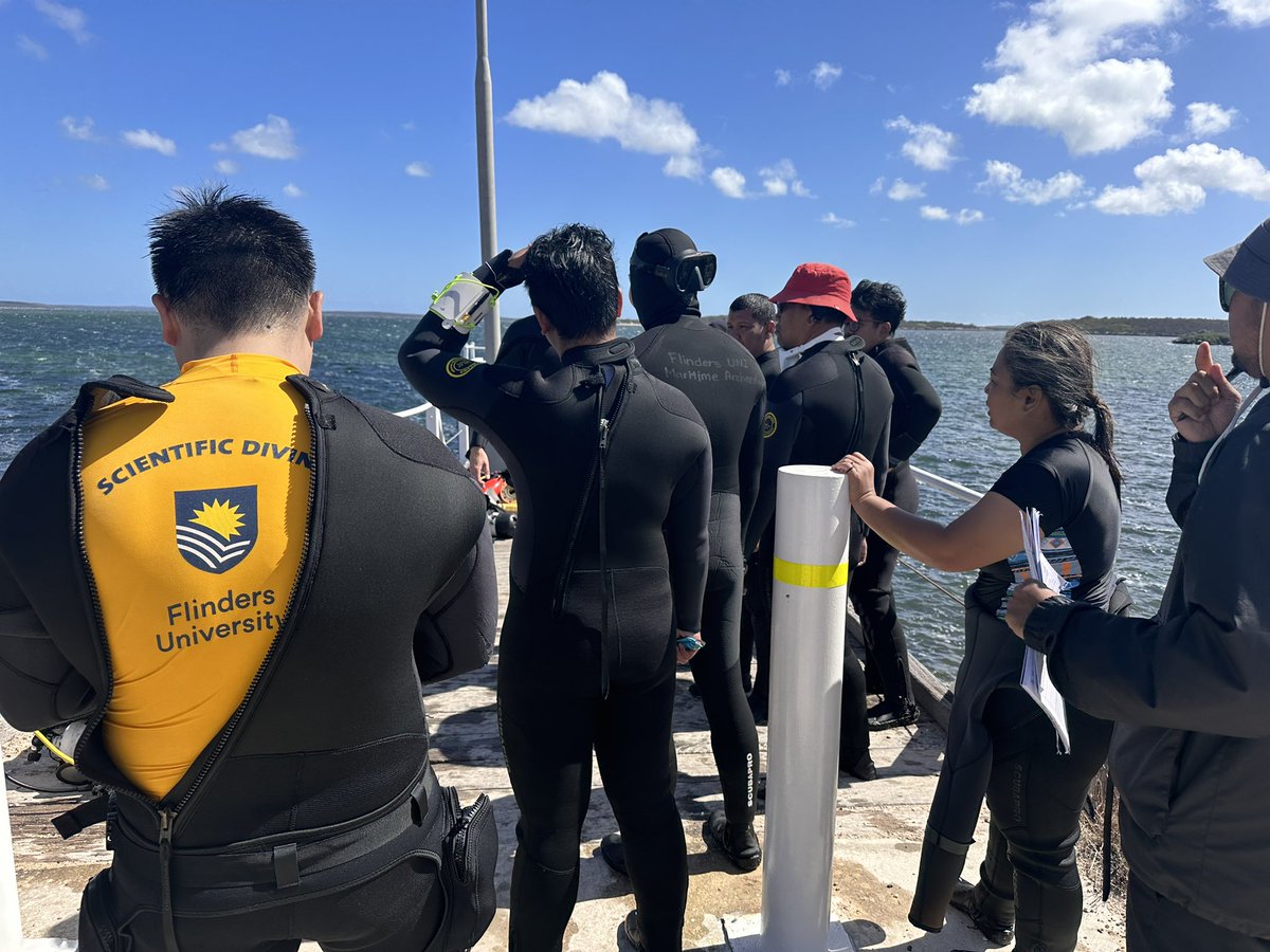 Scientific diver training for our international maritime archaeology field school! @Flinders 🤿 👌 #AustraliaAwards @australiaawards