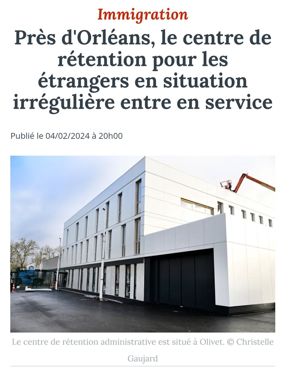 ColereCollectif's tweet photo. Le CRA d'olivet est officiellement ouvert depuis hier. Ce sont des milliers de personnes qui seront bientôt enfermé-es dans ce bâtiment et peut-être expulsé-es. Notre collectif va continuer à se mobiliser contre cette politique raciste ! https://t.co/VXcA5tCdzo