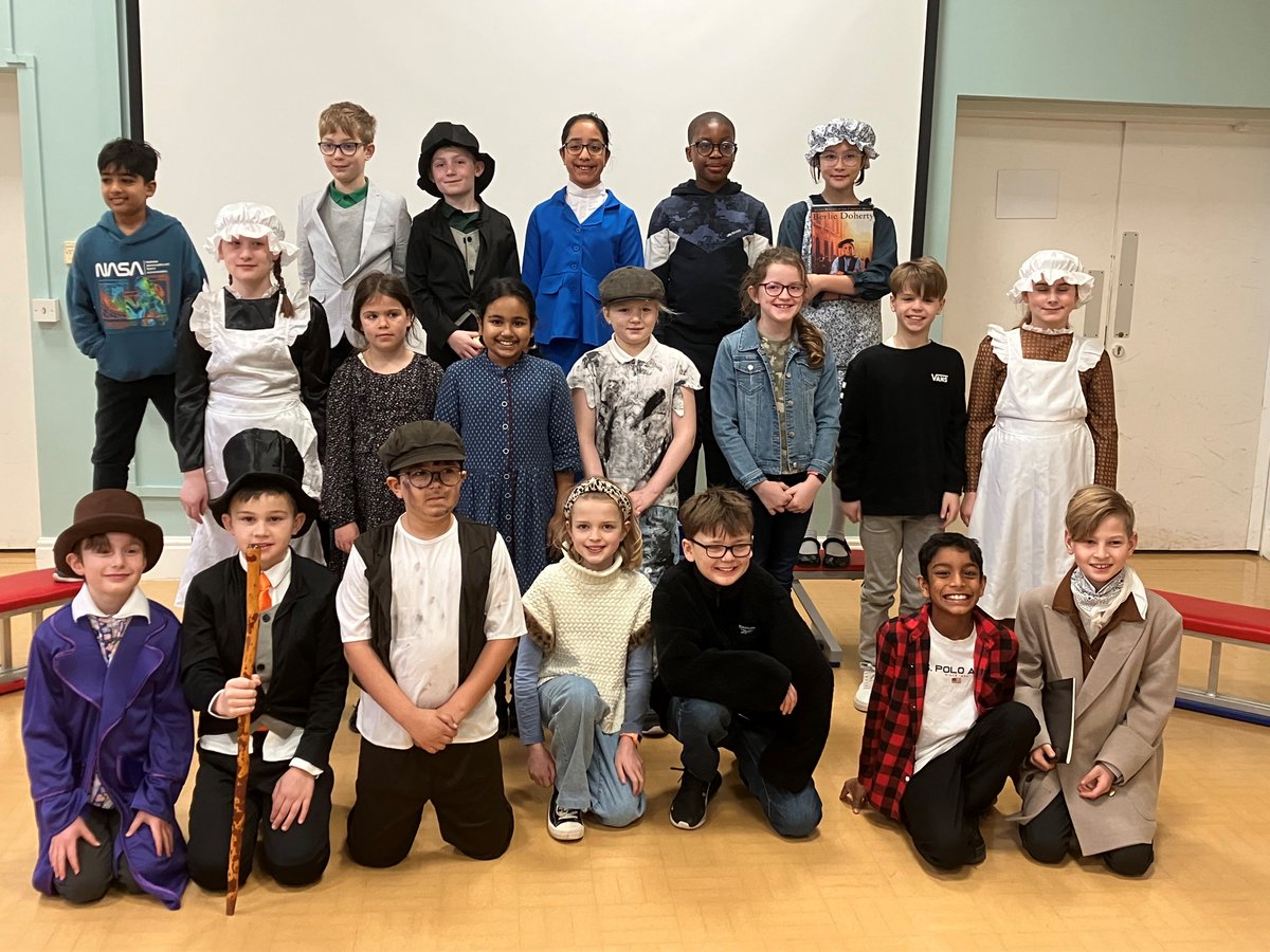 HeadAtTheElms's tweet photo. Y5BT's class assembly highlighted the struggles of children during the  Victorian times - poor working conditions and lack of education - and how hard this must have been. What a relief to be a pupil at The Elms with the fantastic opportunities on offer! #Gofurther https://t.co/cmzkwoVdhZ