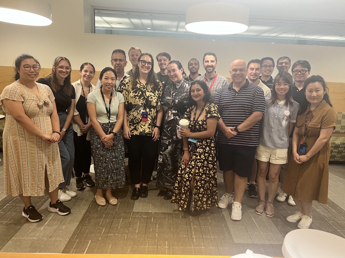 Last week, we said farewell to Maddie as she'll start her next adventure at UTS.

You have been an important member of the team, and we are so proud the passionate scientist that you are today. We will miss you.