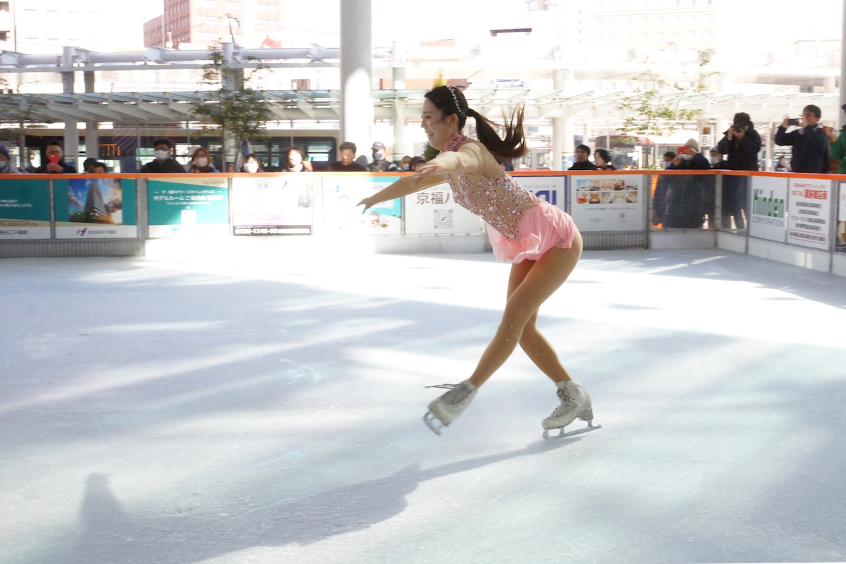 suwe_zo's tweet image. 2月3日に #ハピリンク で行われた #関西大学アイススケート部 のスペシャルアイススケートショーの画像、続きです
 #久保智聖 選手
何度説明されても6種類のジャンプが全然わからぬ…w