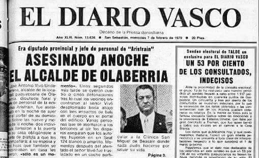 Son las 21,15h tocan a la puerta, abres, ves un encapuchado y gritas  «¿Qué broma es ésta?»
«No es ninguna broma, señora. Venimos a por su marido»
Se lo llevan y en el mismo portal le descerrajan tres tiros.

#TalDiacomoHoy de 1979 en #Olaberria, José Antonio Vivó. #ETA
HILO ⤵️