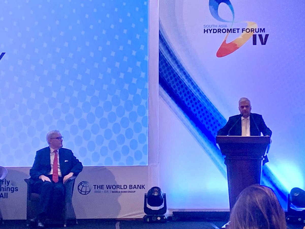 AndrewPtkFCDO's tweet photo. Fantastic to be at the 4th South Asia Hydromet Forum and hear from President @RW_UNP & others about measures to strengthen climate/weather related early warning systems, directly supported by the UK’s Climate Action for a Resilient Asia programme (CARA) and partners. #UKaidWISER https://t.co/KTVv7HLeu9
