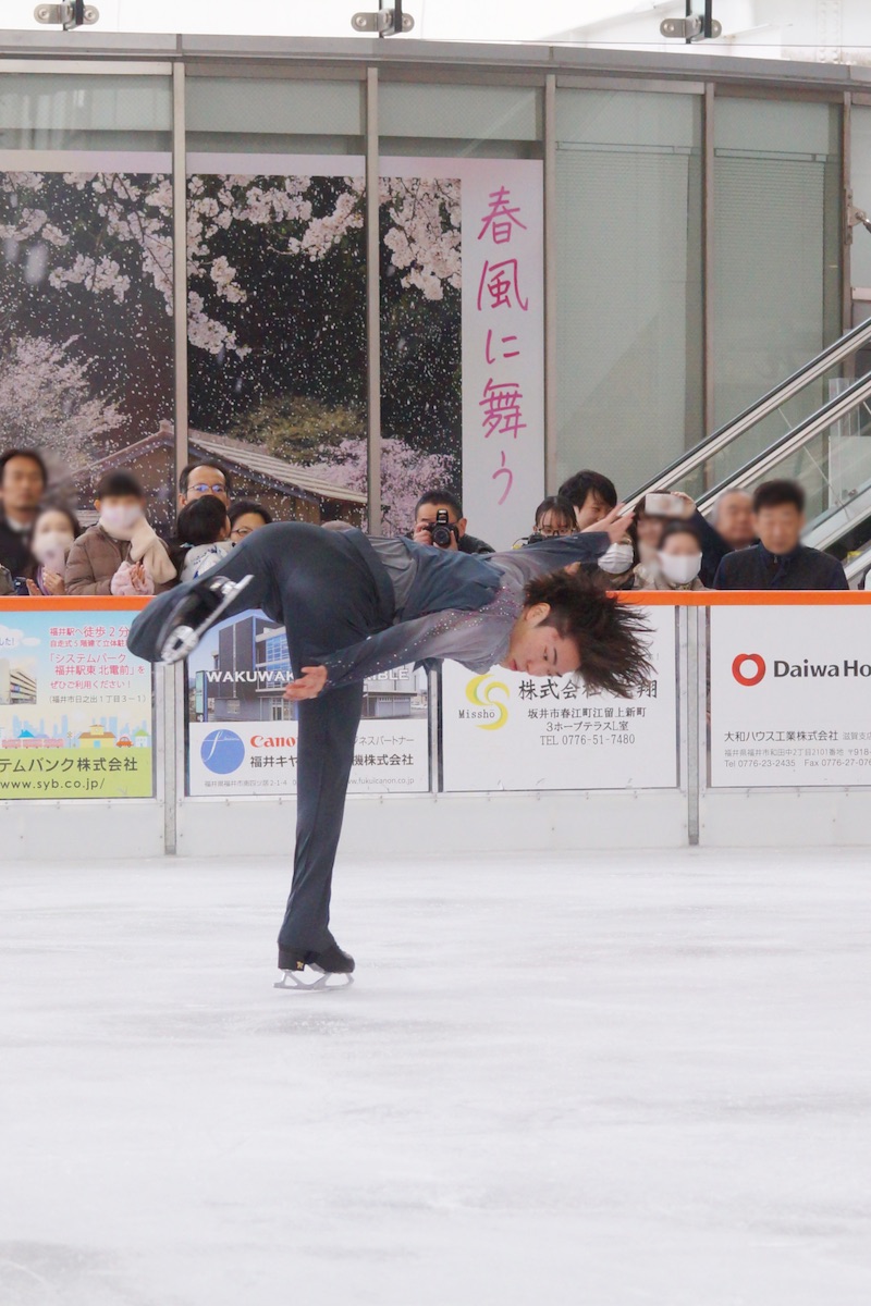 suwe_zo's tweet image. 2月3日 #ハピリンク で行われた #関西大学アイススケート部 のスペシャルアイススケートショー
3ポスト目は男性の #木科雄登 選手
当然というか、男性の演技はシロート目に見ても力強かった