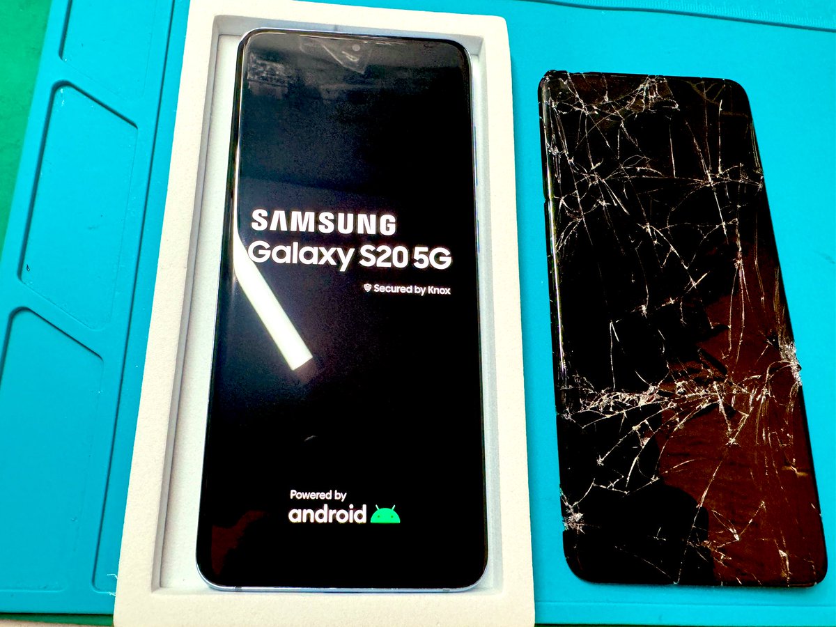 画面交換30分！粘着貼り替えが1番大変…☹️
ガラスフィルムを貼りましょう！
#にいがた #新潟 #新潟市 #江南区 #東区 #北区 #秋葉区 #南区 #新発田市 #五泉市 #阿賀野市 #スマホ買取 #スマホ修理 #イオンモール新潟南 #iPhone