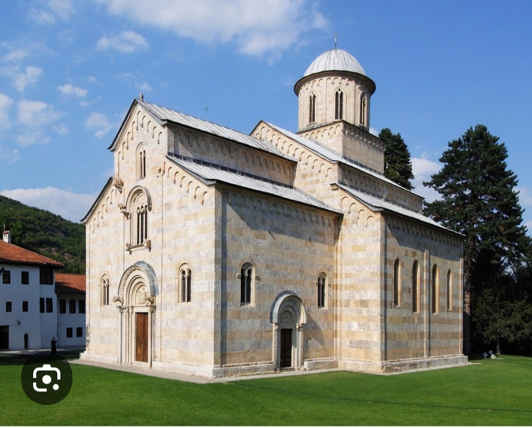 memsupersilver's tweet photo. More proof that The Deçane Monastery was, in fact, built by the Albanians!
Our history and heritage has been stolen exactly like the case of the KUQI ( Kuci) tribe! Kuqi is exclusively an Albanian name.
Kuqi (colour red in Albanian)
(Crveno)word for Red in Serb and Montenegrin. https://t.co/DZ1hvaQ9Cu