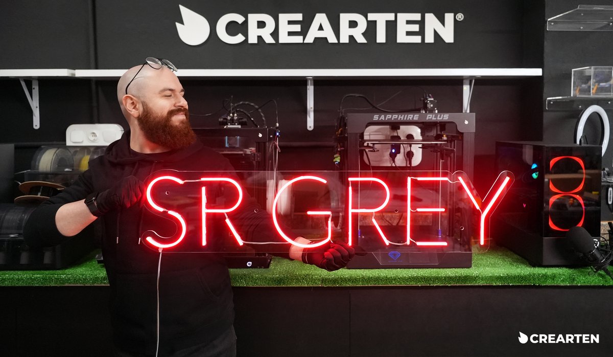 CreartenSHOP's tweet photo. El pedazo neón que hice a @srgreyreal. 🎙️🔥 https://t.co/Ca4TmBFt0f