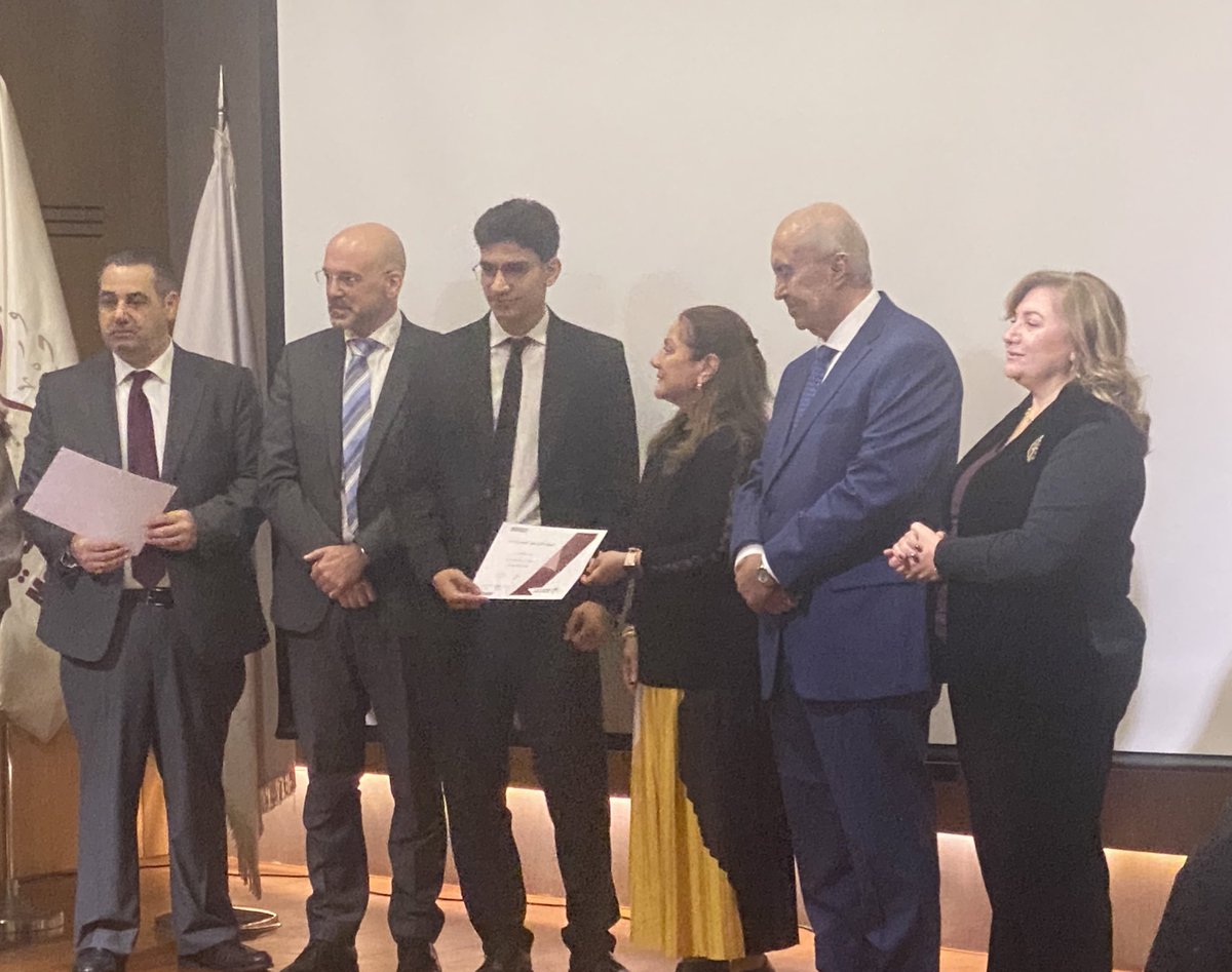 makhzoumi's tweet photo. مؤسسة مخزومي توزّع الشهادات على المتدرّبين المتفوقين من برنامج التدريب المهني في بيروت وتكرّمهم بتفوقهم
#proudlyEmpowering https://t.co/oSriue35sD