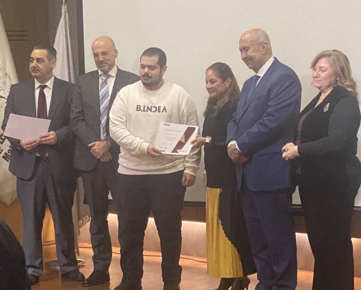 makhzoumi's tweet photo. مؤسسة مخزومي توزّع الشهادات على المتدرّبين المتفوقين من برنامج التدريب المهني في بيروت وتكرّمهم بتفوقهم
#proudlyEmpowering https://t.co/oSriue35sD