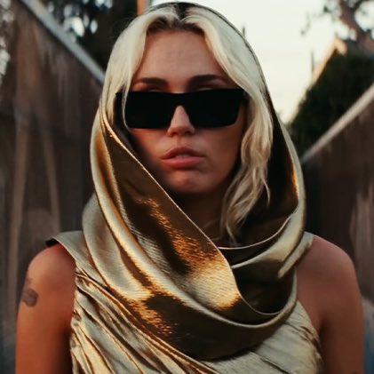 Pop Base tweet media