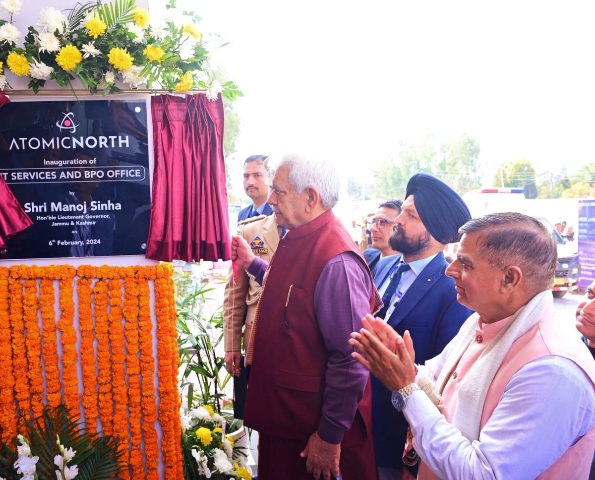 dar_Zubair_07's tweet photo. LG Sh.@manojsinha_ inaugurated #AtomicNorth Pvt Ltd Complex at Durang Village, Billawar, Kathua. Atomic North is a leading IT services company with offices in India, Canada, USA, UK, its expansion in rural J&K is a testimony of govt’s commitment to revive the economy of villages. https://t.co/lhcgM3qYH0
