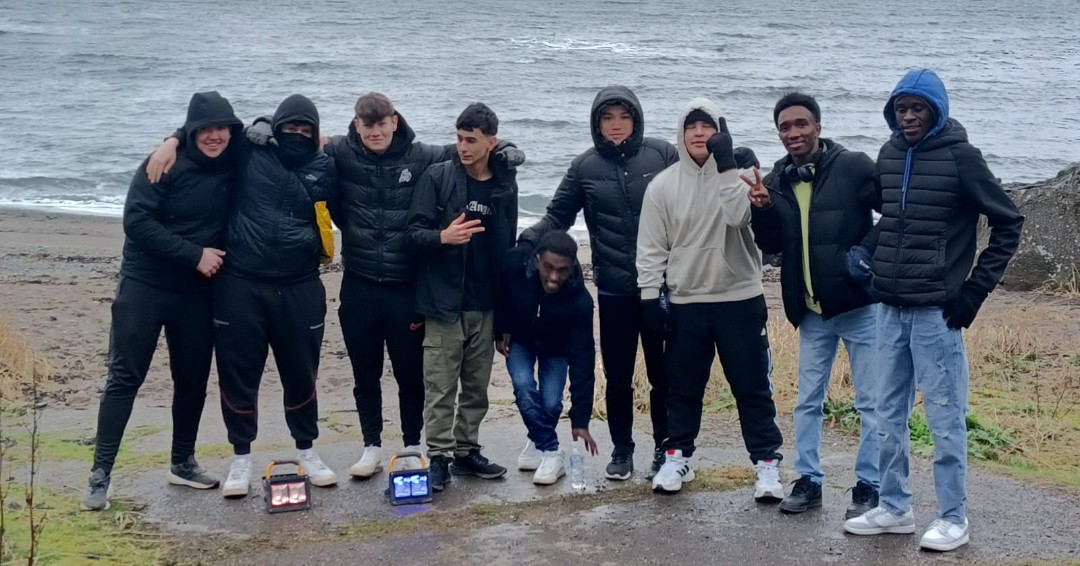The Great Outdoors 🏰🎯🌊

Our Outdoor Activity Group enjoyed a recent trip to Culzean.  We were also joined by some young people from Kyle Academy who came along so that they could get a feel for our Positive Futures Programme! 👏

#ThrivingCommunities 
#TeamWork
#Outdoors