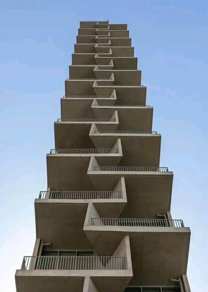 CivilEngDis's tweet image. Architects fully utilising their brains👌🏽