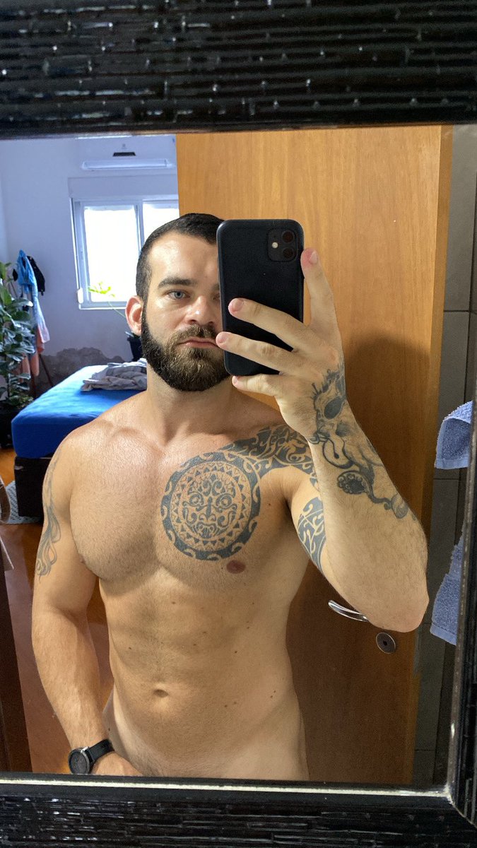 Pedroncn's tweet photo. Bom dia 

#FitnessGoals https://t.co/wCmFohhmtD